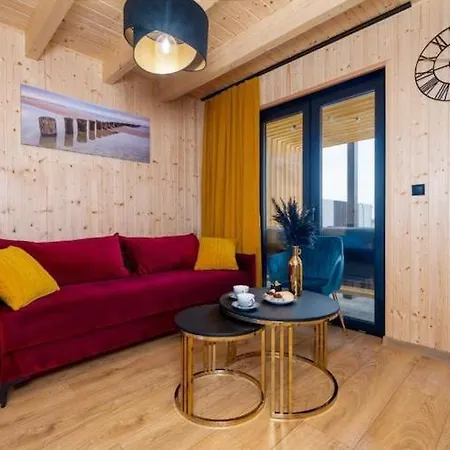 Large Homes, Pool, Sauna, Jacuzzi بيت للعطل *