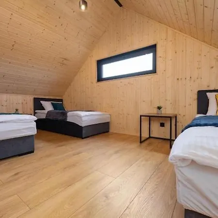 Large Homes, Pool, Sauna, Jacuzzi Prázdninový dům *